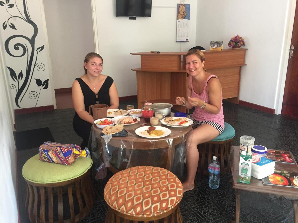 Best Hostel Yala Tissamaharama Esterno foto
